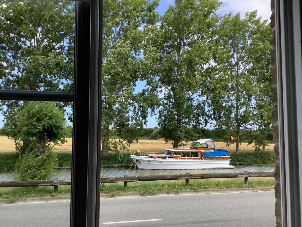 Les Berges Hotel Bourbourg Eksteriør billede